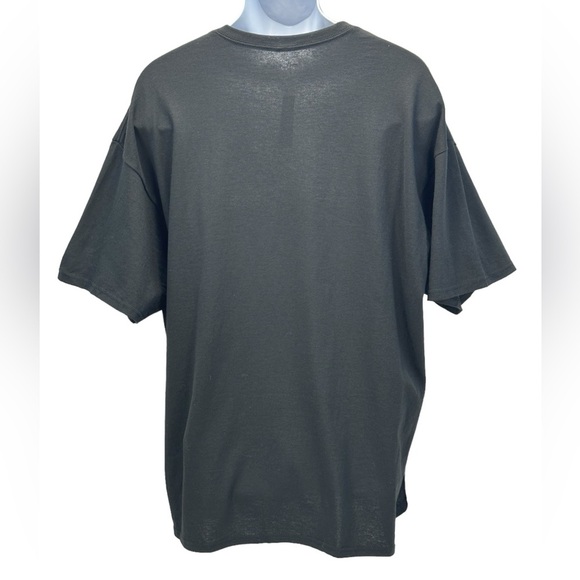 Hot Topic JuJuTsu Kaisen Gojo Short Sleeve Crew Neck T-Shirt - Black - size XXL - Picture 2 of 5